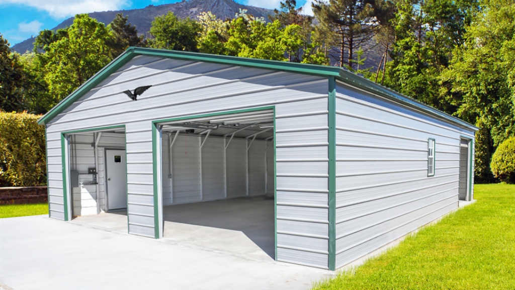 28x31x10 Residential Garage with Side Bays