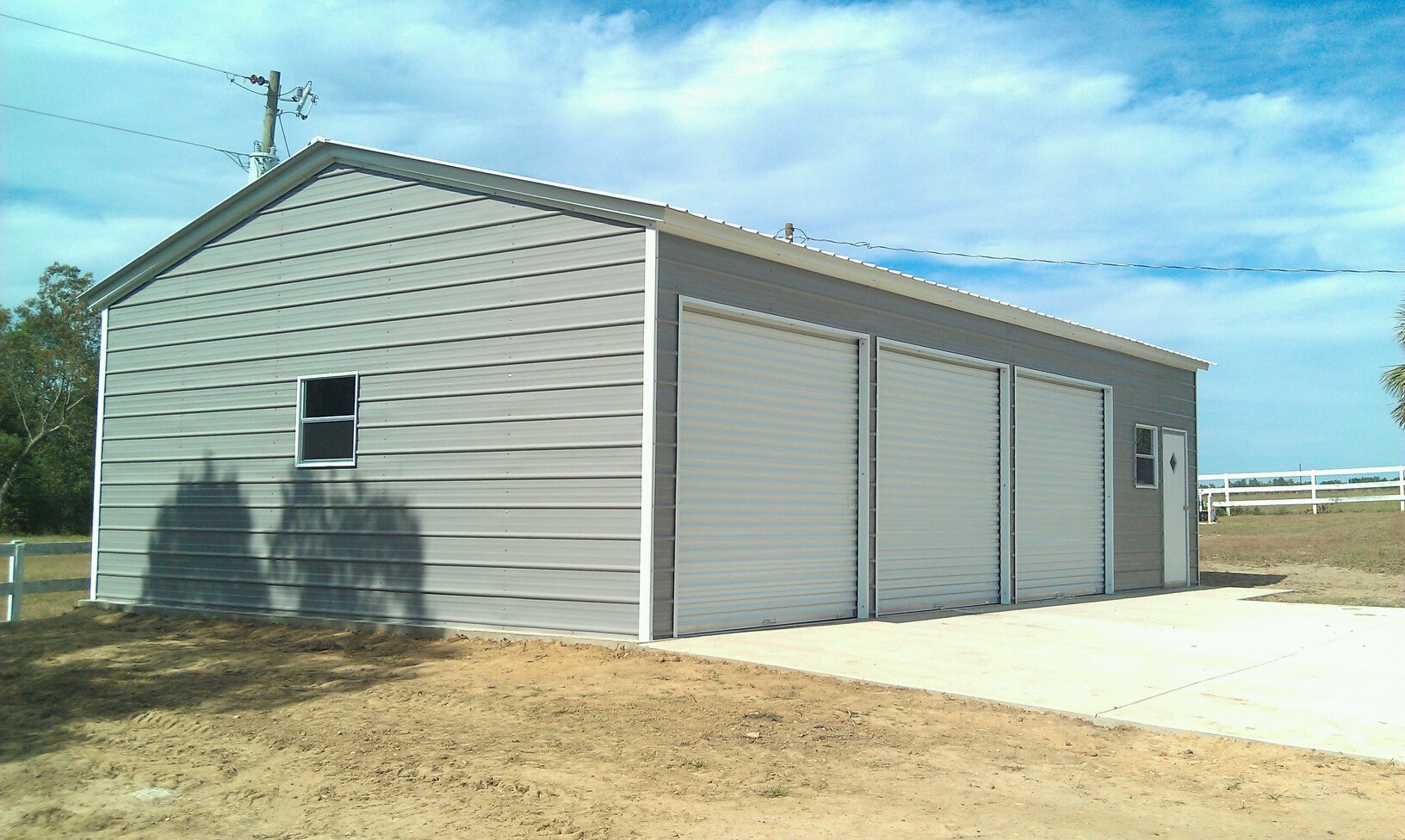 28x26x10 Residential Garage with Side Bays
